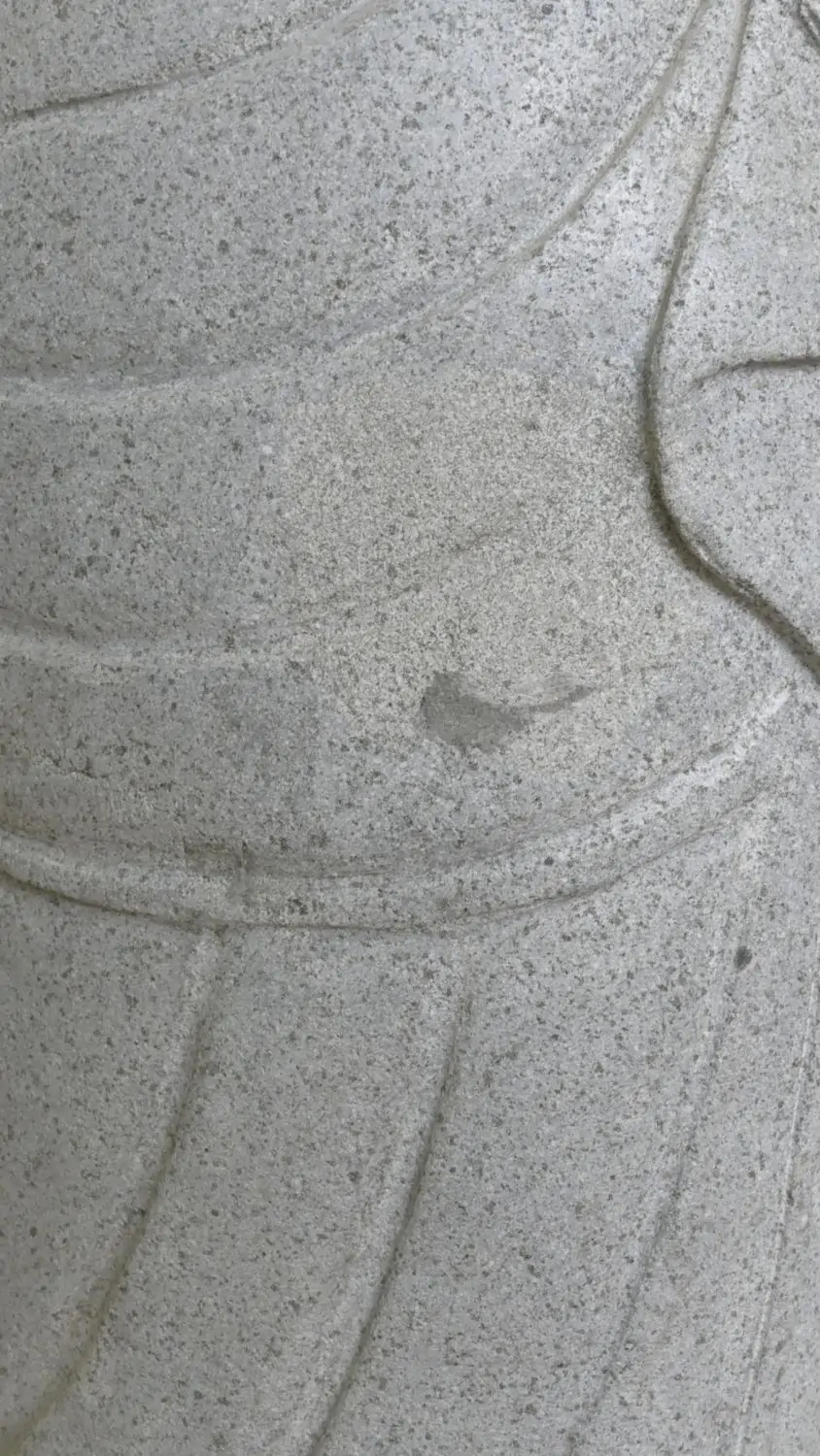  Product image 5 of the product “Standing Buddha made of Riverstone, position Namaskara , H. 185cm. There is a stone eye on the right thight. ”